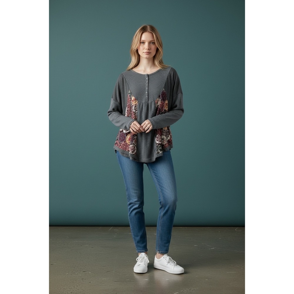 UMGEE USA Gray Waffle Knit Floral‎ Patchwork Button Front Tunic Top XL